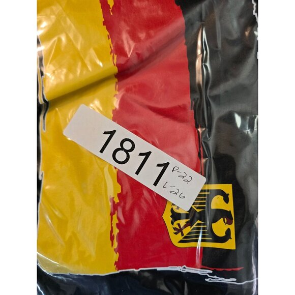 B&C Collection Black T-Shirt With Germany Flag Graphic Large - Picture 6 of 6